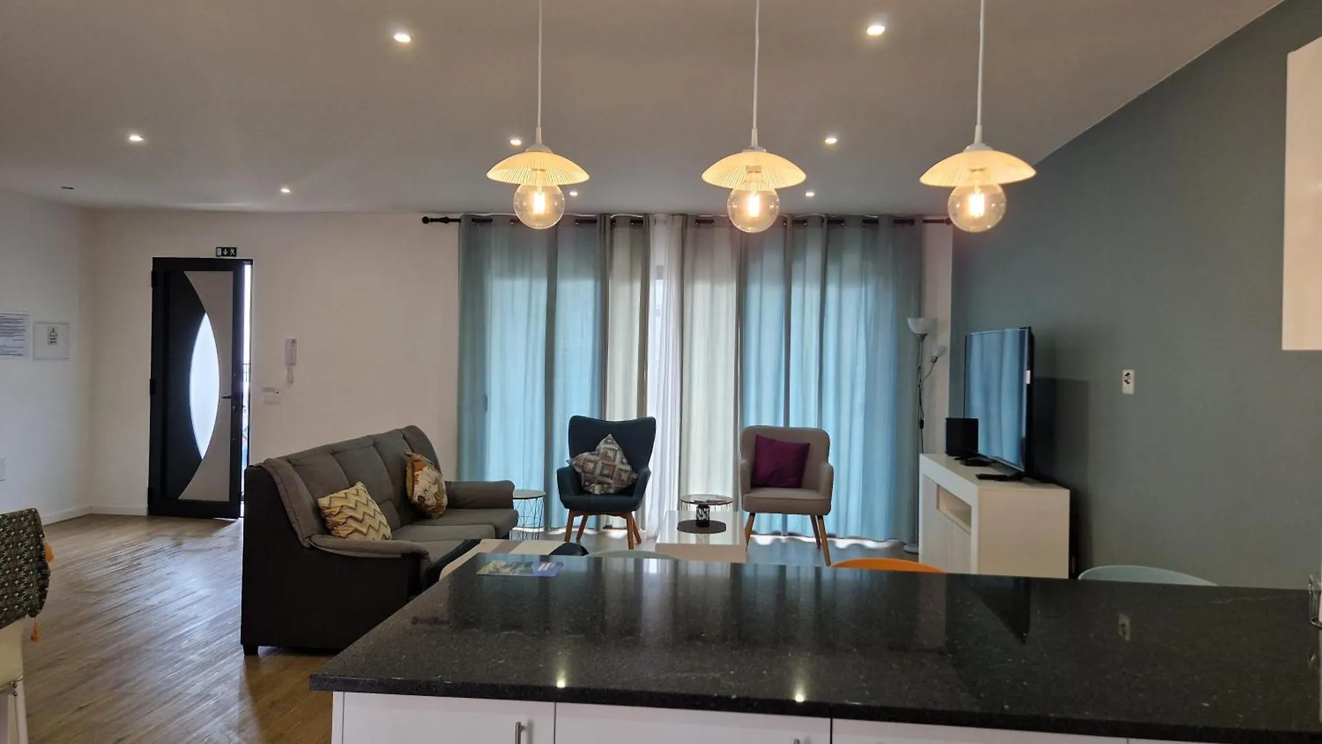 C - Delightful 2 Bedroom Vacation Home Machico  Portugal
